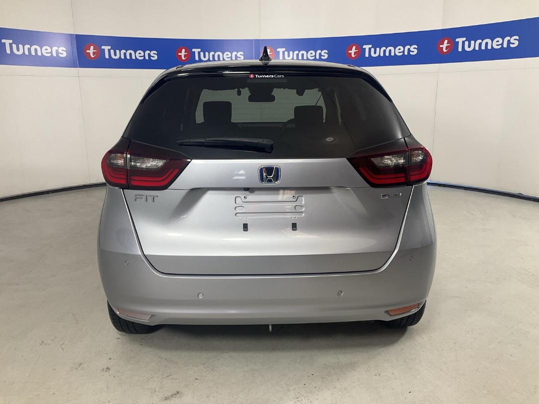 Photo '6' of Honda FIT