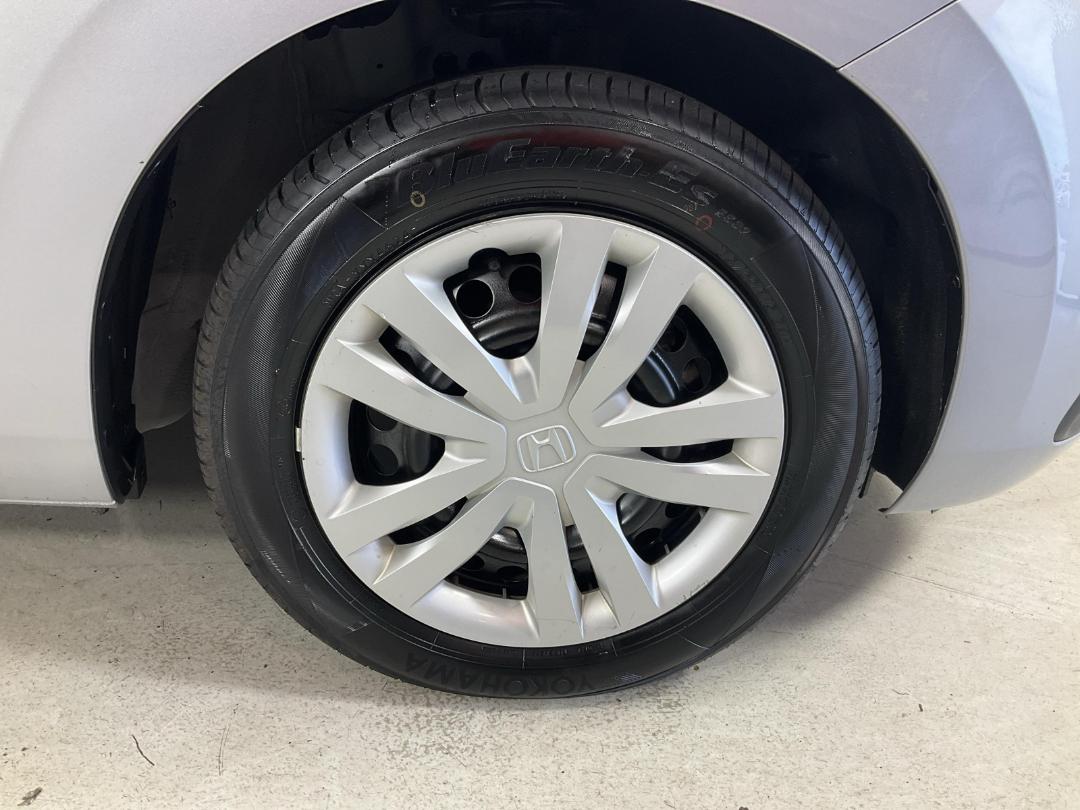 Photo '9' of Honda FIT