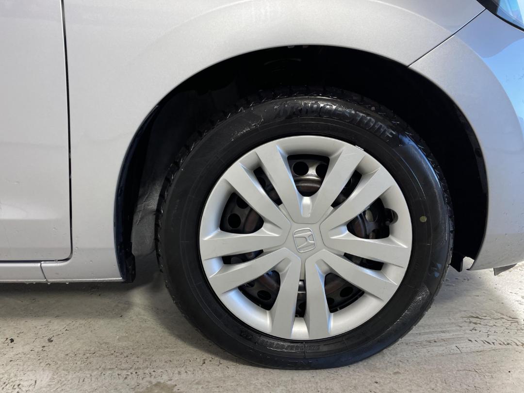 Photo '9' of Honda FIT