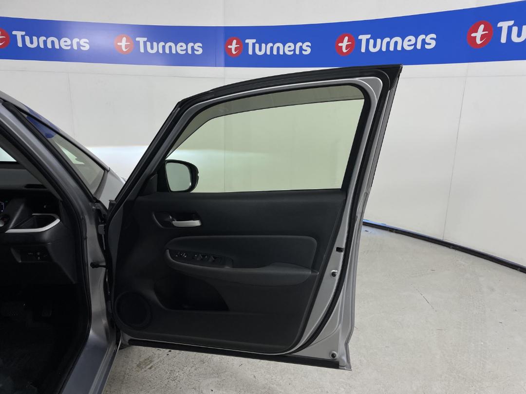 Photo '15' of Honda FIT