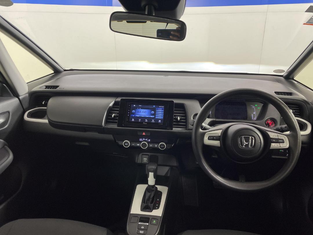 Photo '17' of Honda FIT