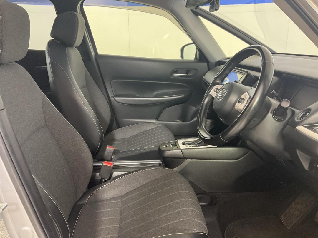 Photo '16' of Honda FIT