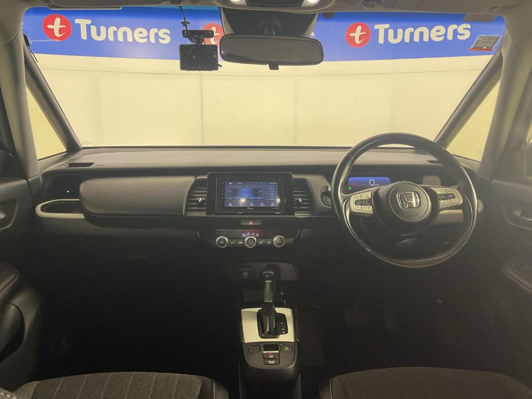 Photo '17' of Honda FIT