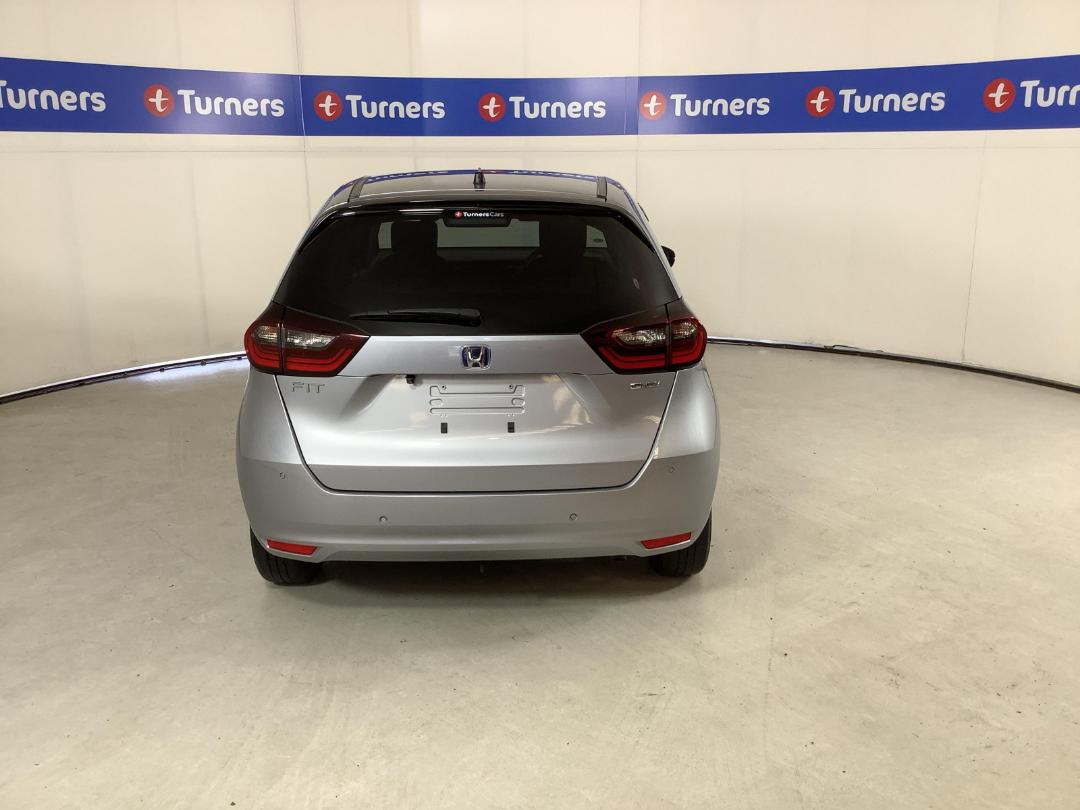 Photo '6' of Honda FIT