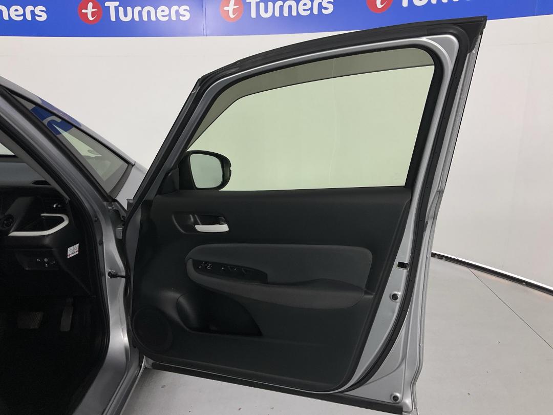 Photo '15' of Honda FIT