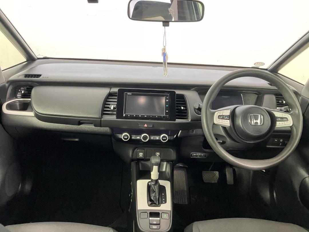 Photo '17' of Honda FIT