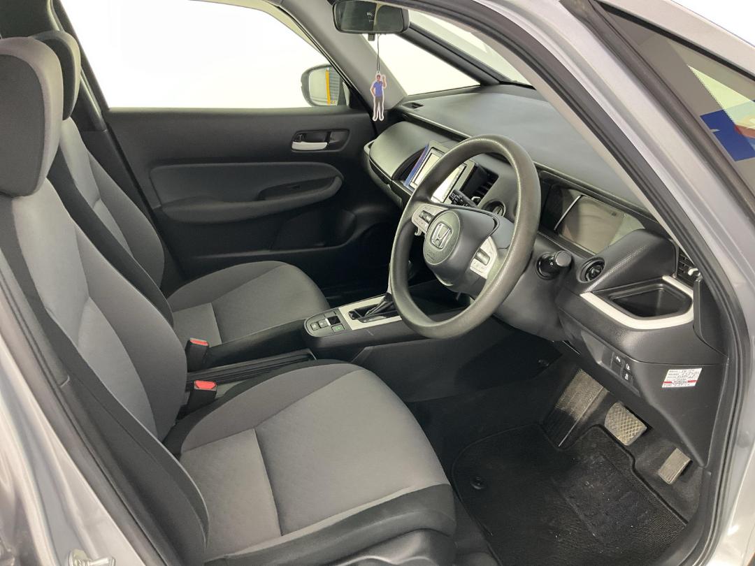 Photo '16' of Honda FIT