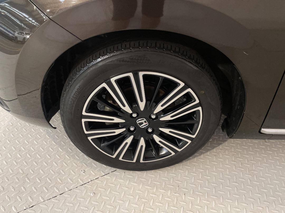 Photo '10' of Honda FIT