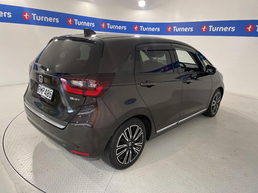 Photo '7' of Honda FIT