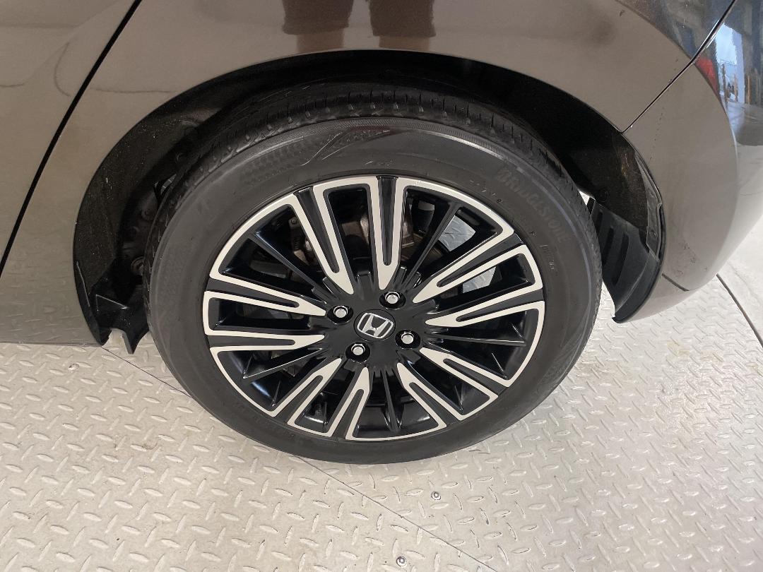 Photo '11' of Honda FIT