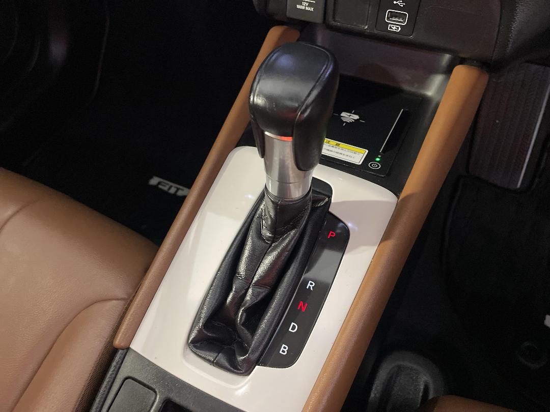 Photo '32' of Honda FIT