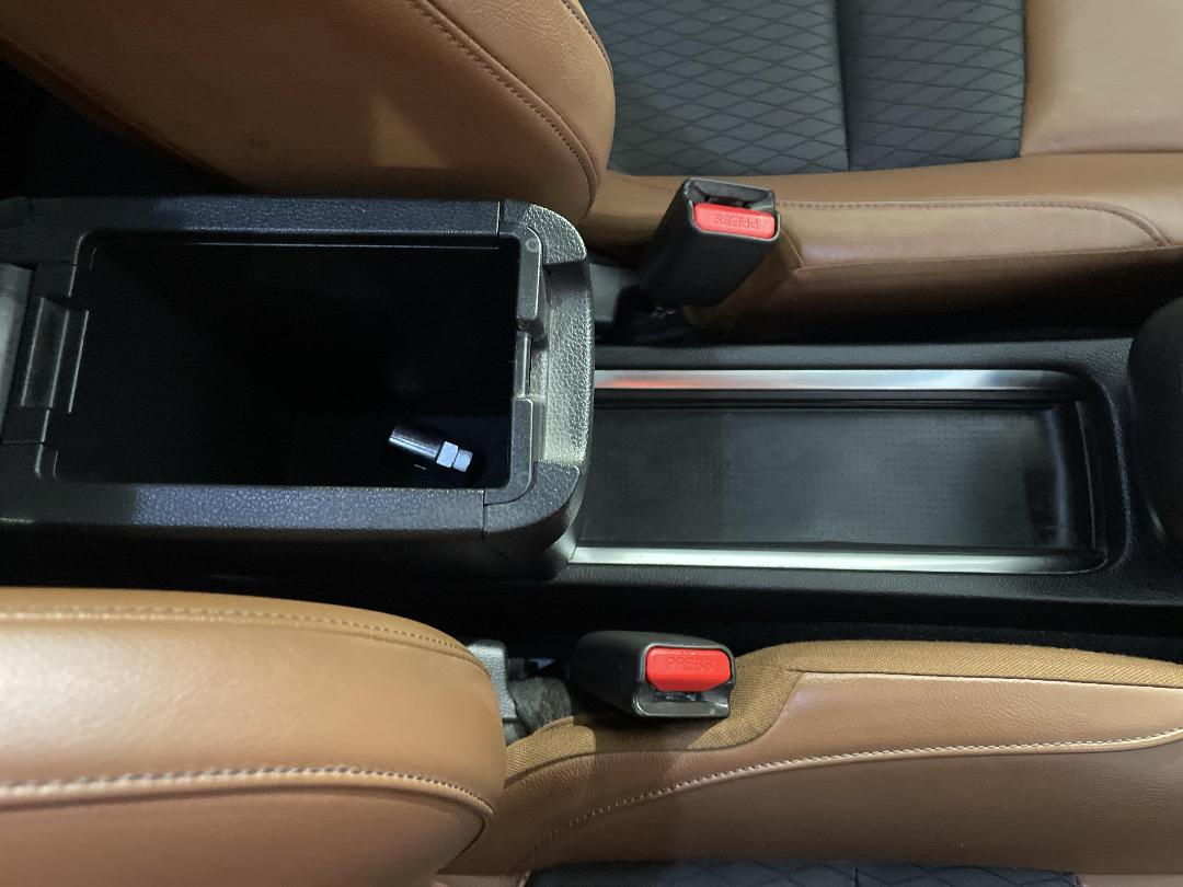 Photo '33' of Honda FIT