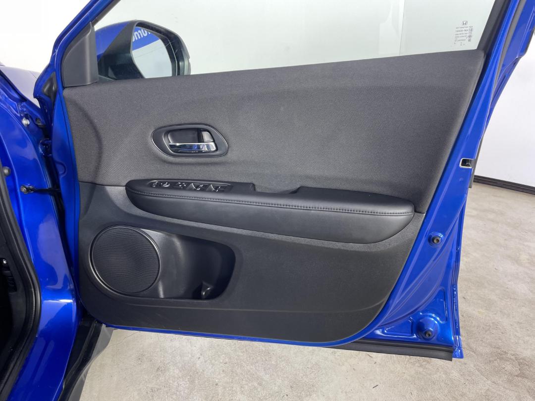 Photo '15' of Honda HR-V Photo '15' of Honda HR-V