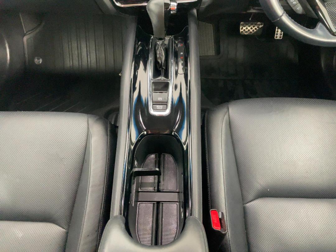 Photo '18' of Honda HR-V