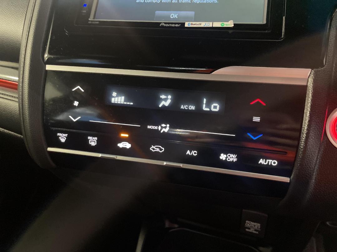 Photo '30' of Honda Jazz