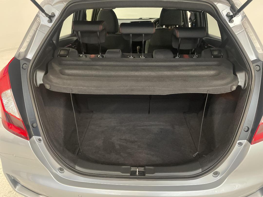 Photo '14' of Honda Jazz Photo '14' of Honda Jazz