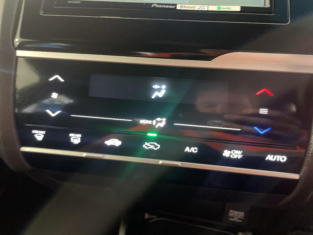 Photo '30' of Honda Jazz Photo '30' of Honda Jazz