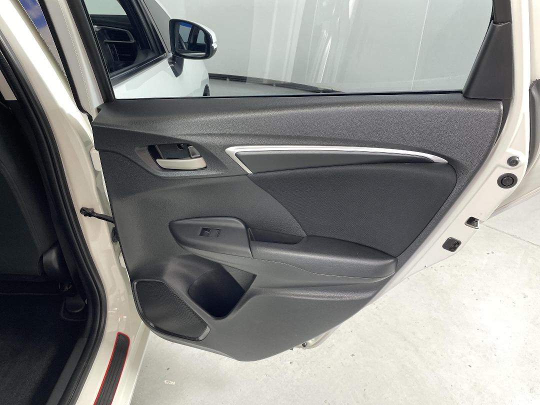 Photo '19' of Honda Jazz Photo '19' of Honda Jazz