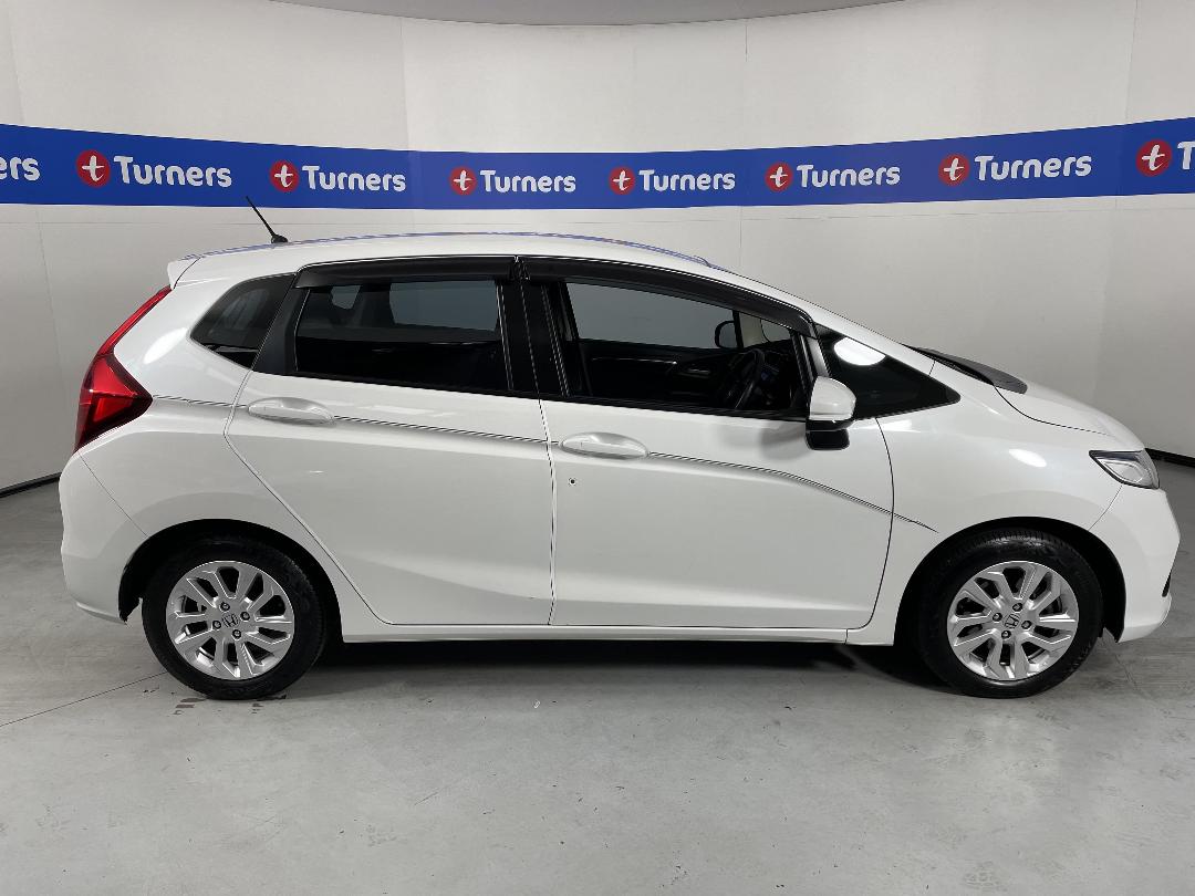 Photo '24' of Honda Jazz Photo '24' of Honda Jazz