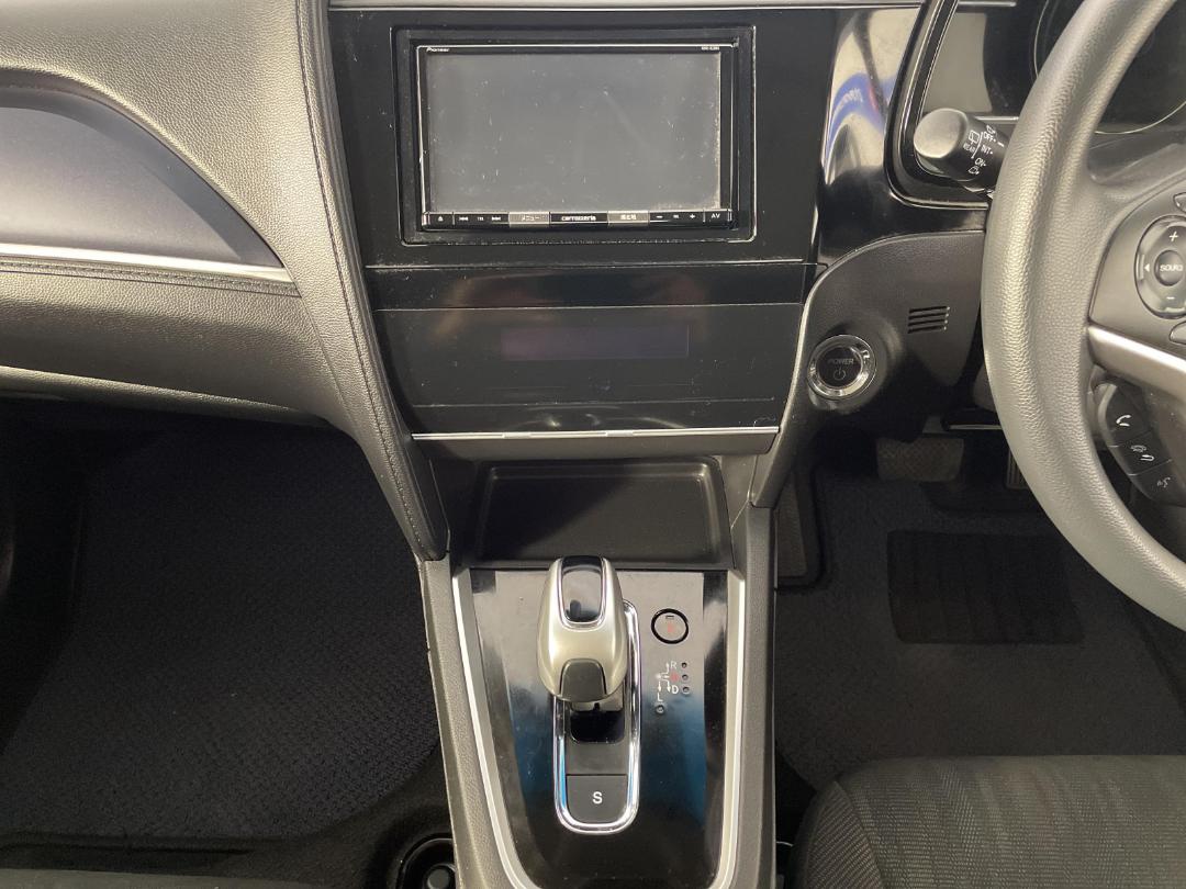 Photo '18' of Honda Shuttle Photo '18' of Honda Shuttle