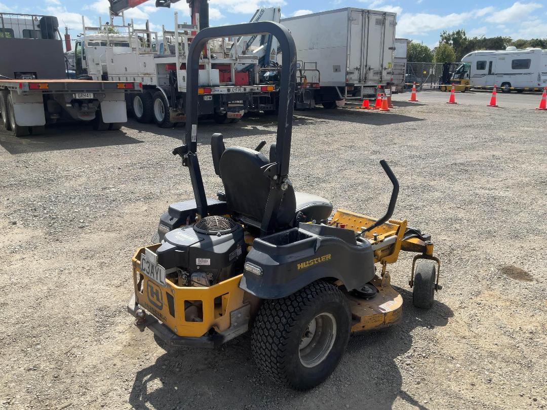 Photo '4' of Hustler 933738CE 933738CE Ride On Mower