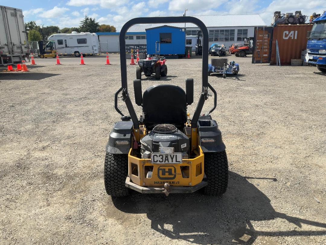 Photo '5' of Hustler 933738CE 933738CE Ride On Mower