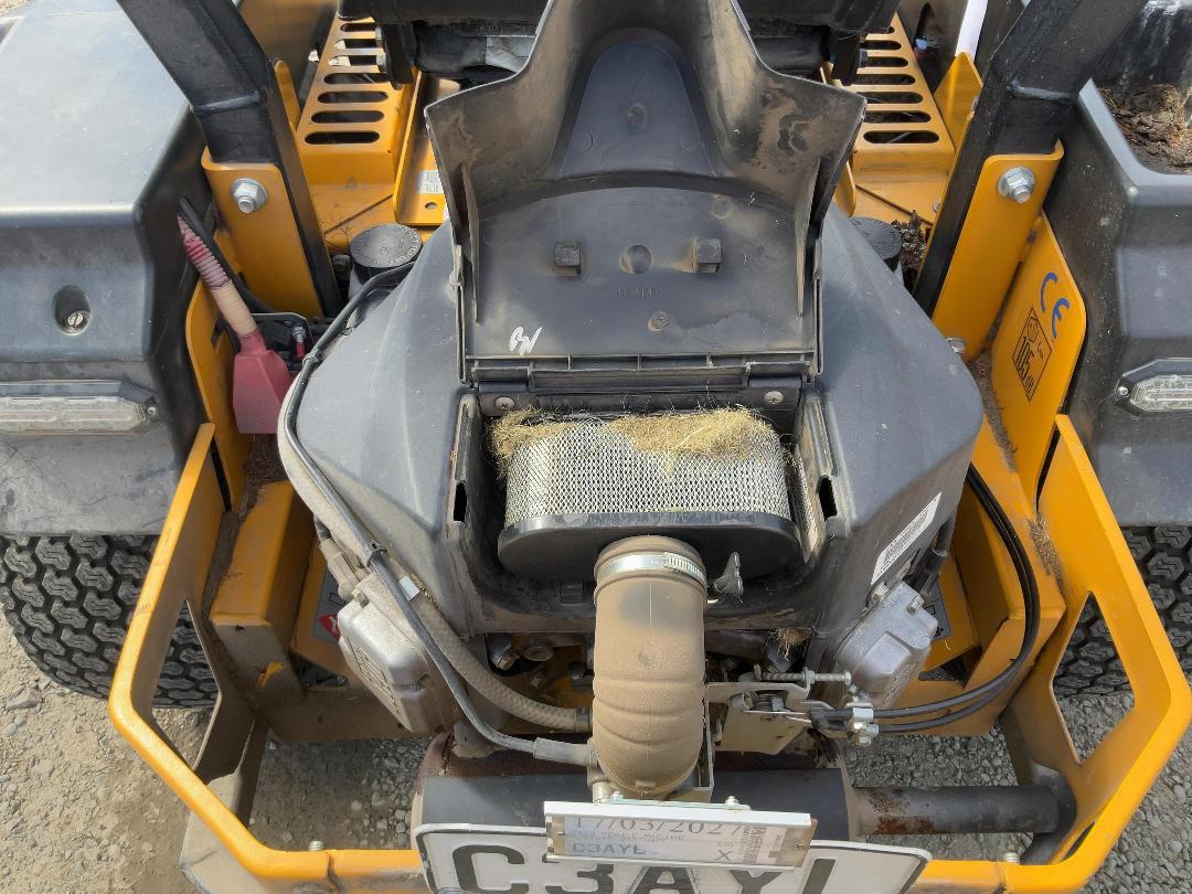 Photo '16' of Hustler 933738CE 933738CE Ride On Mower