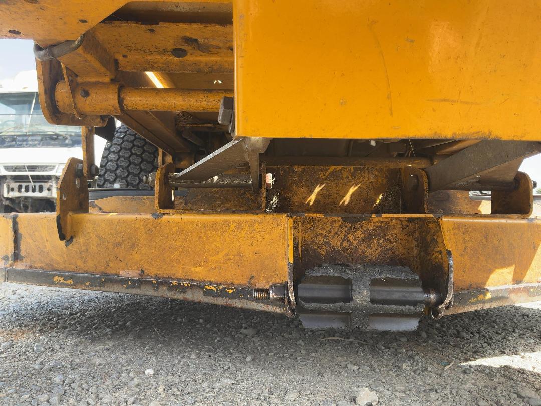 Photo '20' of Hustler 933738CE 933738CE Ride On Mower Photo '20' of Hustler 933738CE 933738CE Ride On Mower