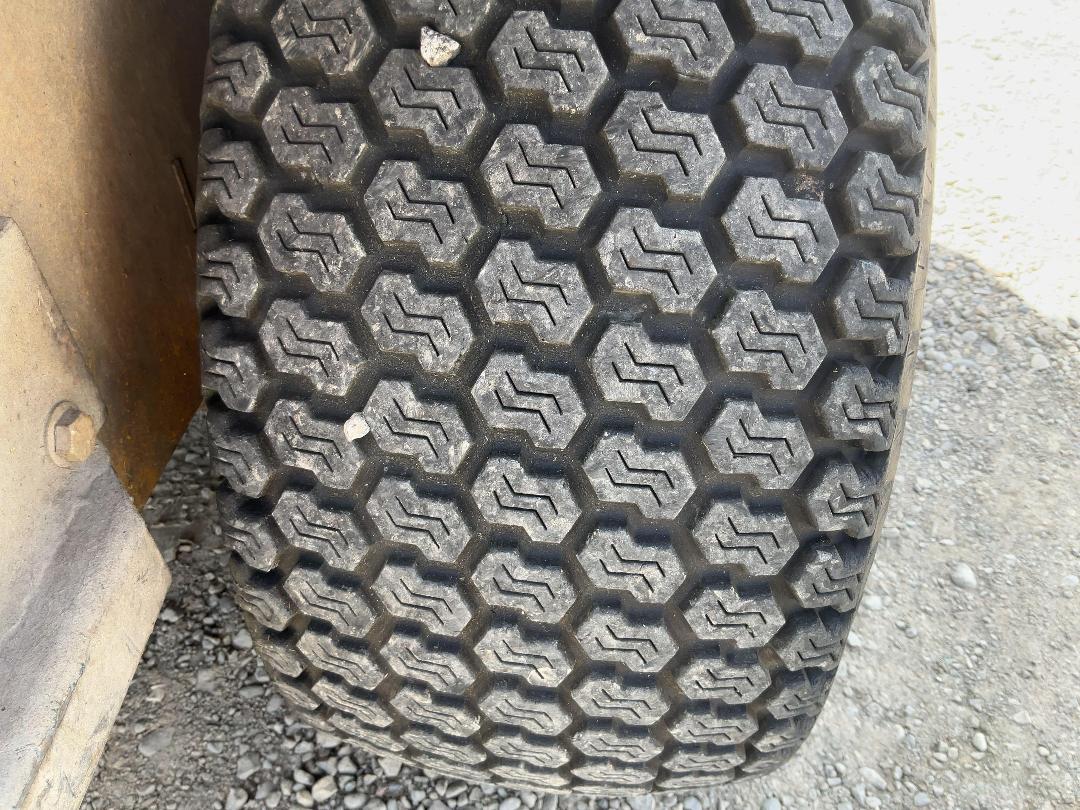 Photo '23' of Hustler 933738CE 933738CE Ride On Mower Photo '23' of Hustler 933738CE 933738CE Ride On Mower