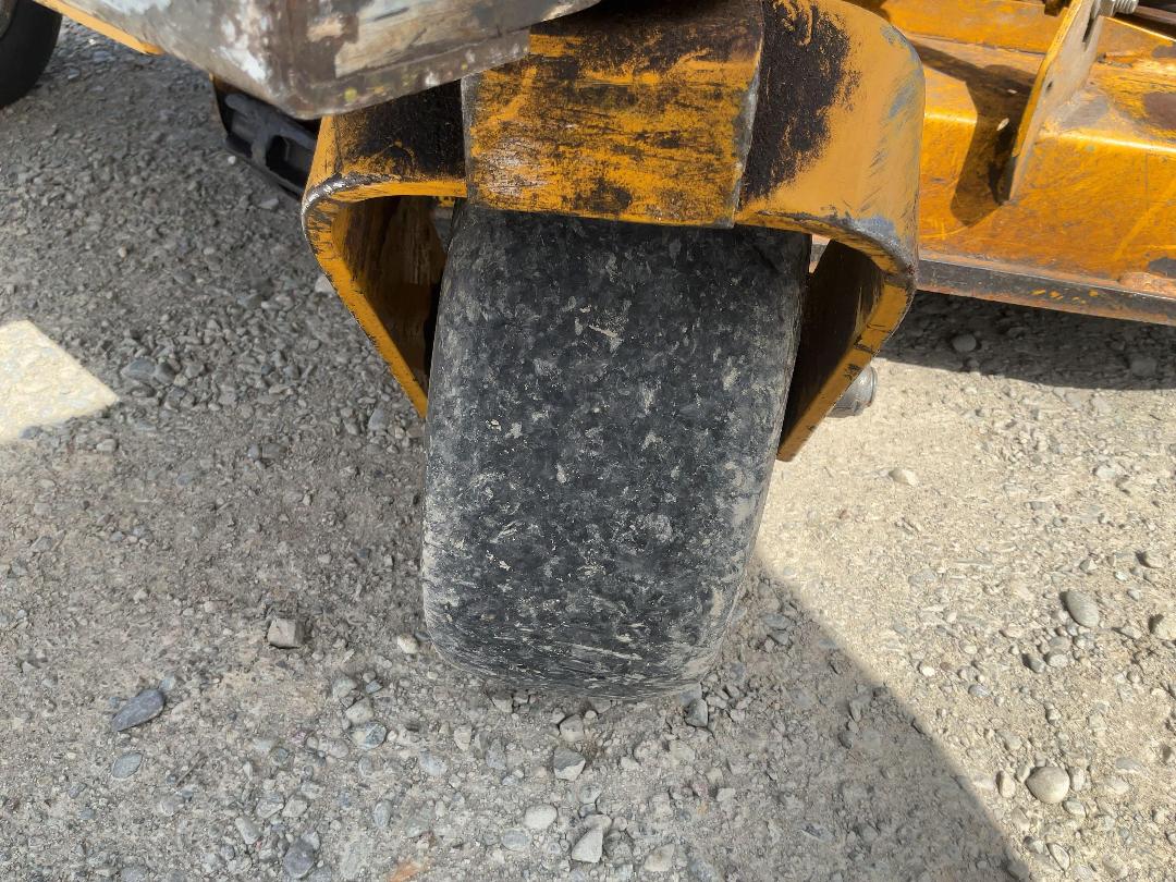 Photo '25' of Hustler 933738CE 933738CE Ride On Mower Photo '25' of Hustler 933738CE 933738CE Ride On Mower