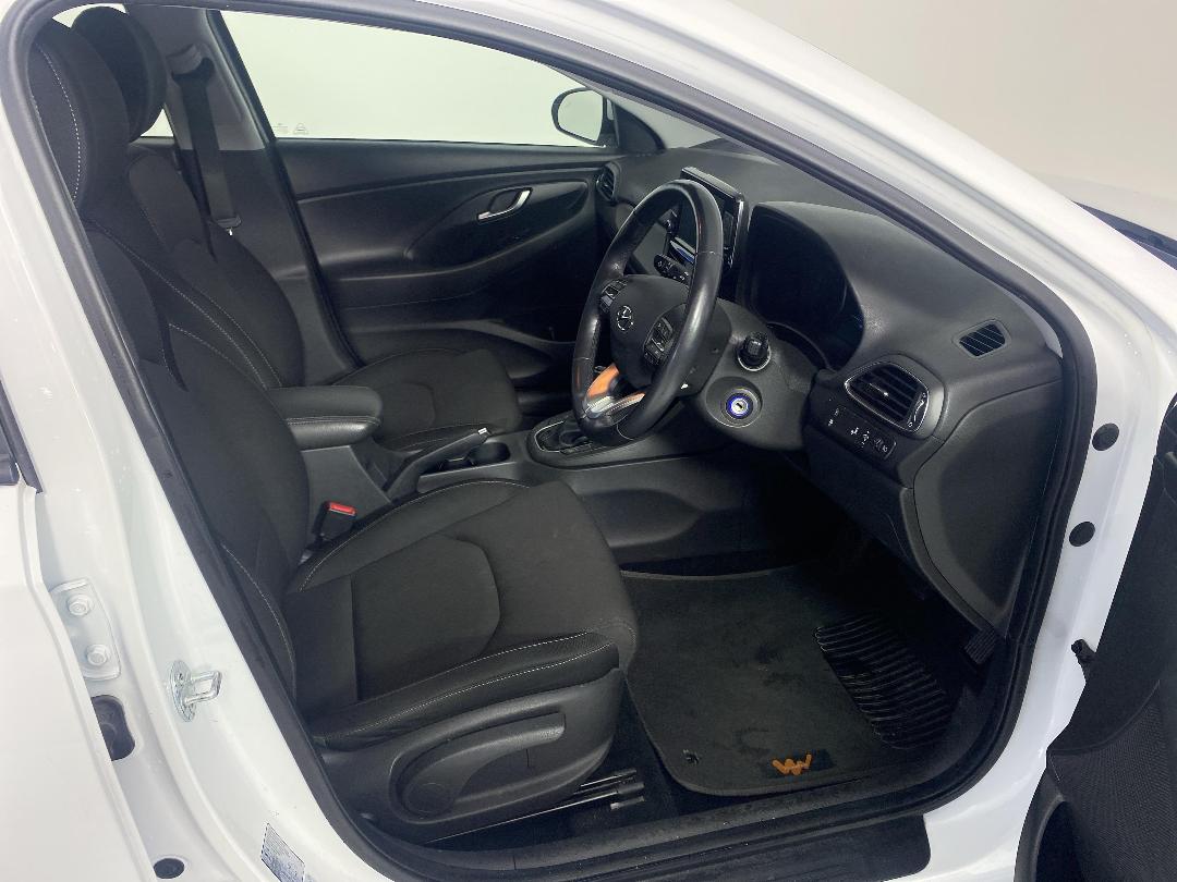 Photo '16' of Hyundai I30 Photo '16' of Hyundai I30