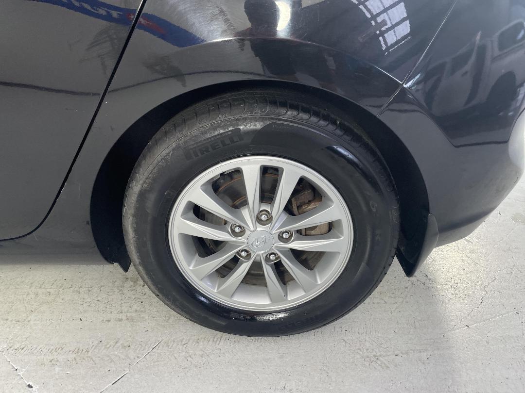 Photo '11' of Hyundai I30