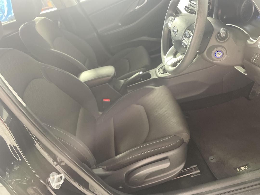 Photo '16' of Hyundai I30