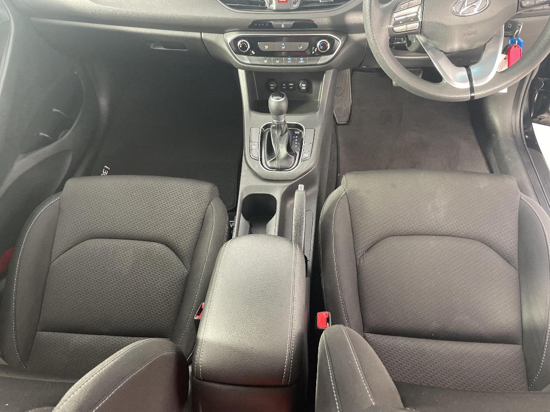 Photo '18' of Hyundai I30