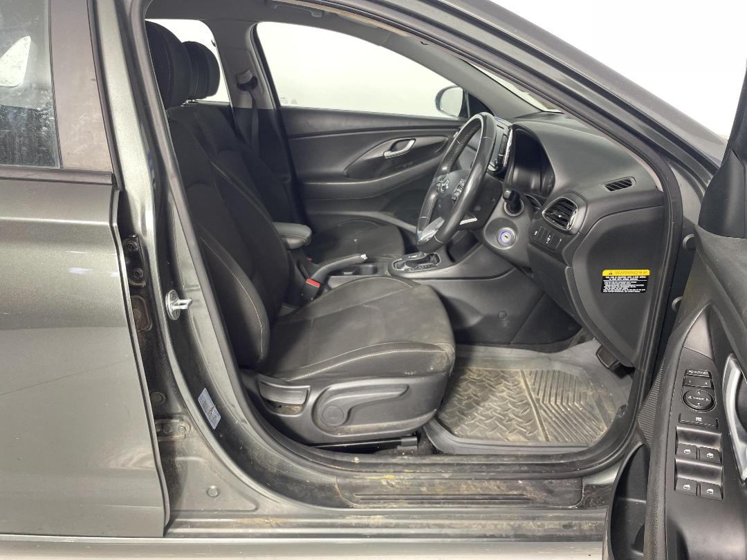 Photo '16' of Hyundai I30