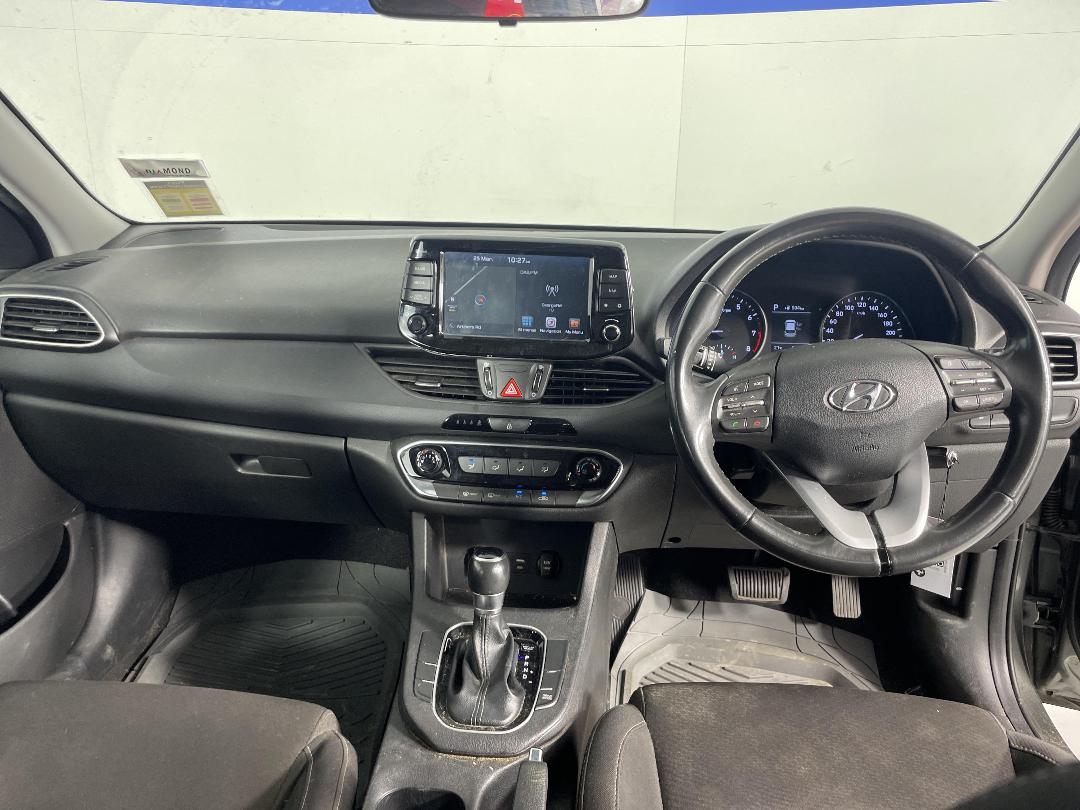 Photo '18' of Hyundai I30