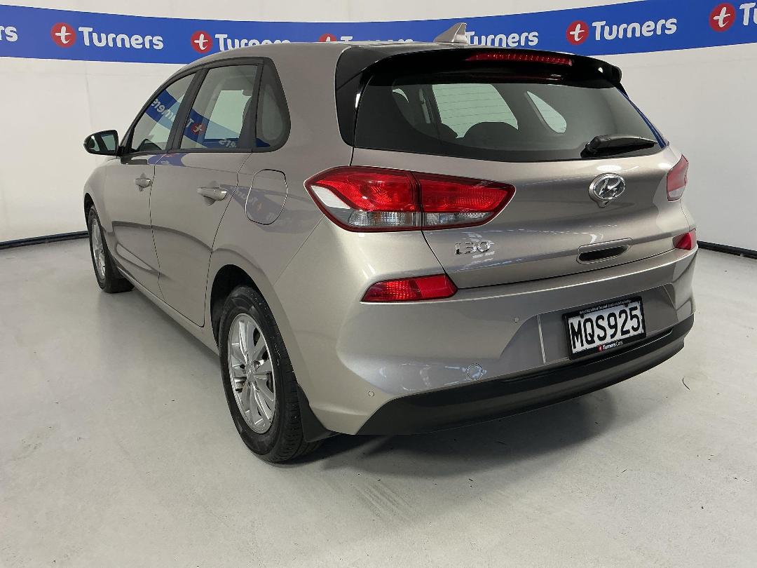 Photo '5' of Hyundai I30 Photo '5' of Hyundai I30