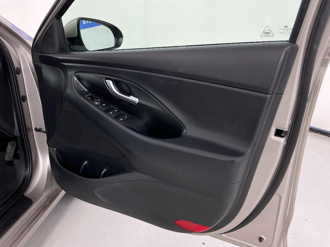 Photo '15' of Hyundai I30 Photo '15' of Hyundai I30