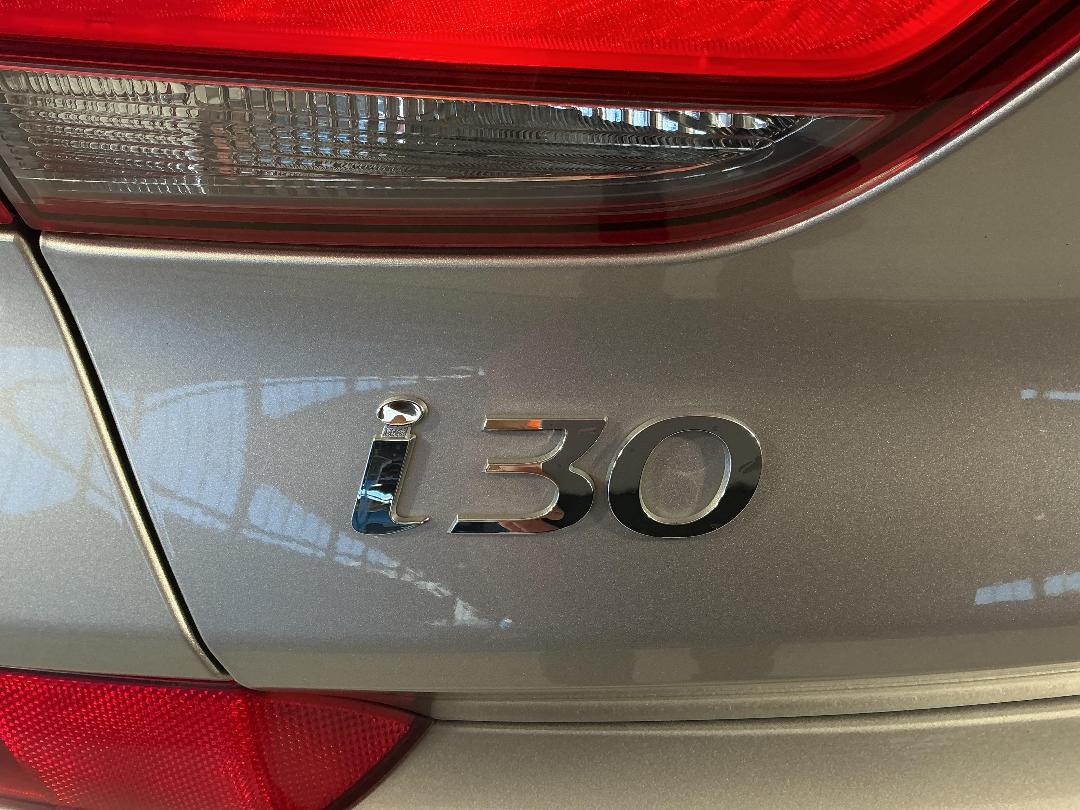 Photo '28' of Hyundai I30 Photo '28' of Hyundai I30