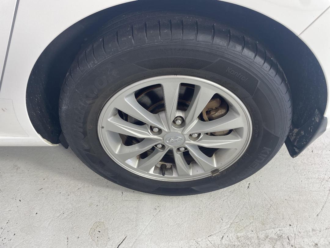 Photo '11' of Hyundai I30