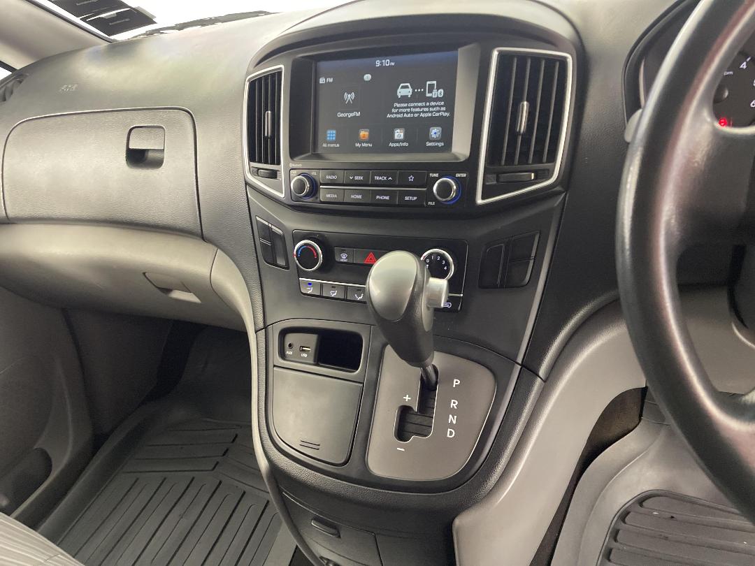 Photo '18' of Hyundai Iload Photo '18' of Hyundai Iload