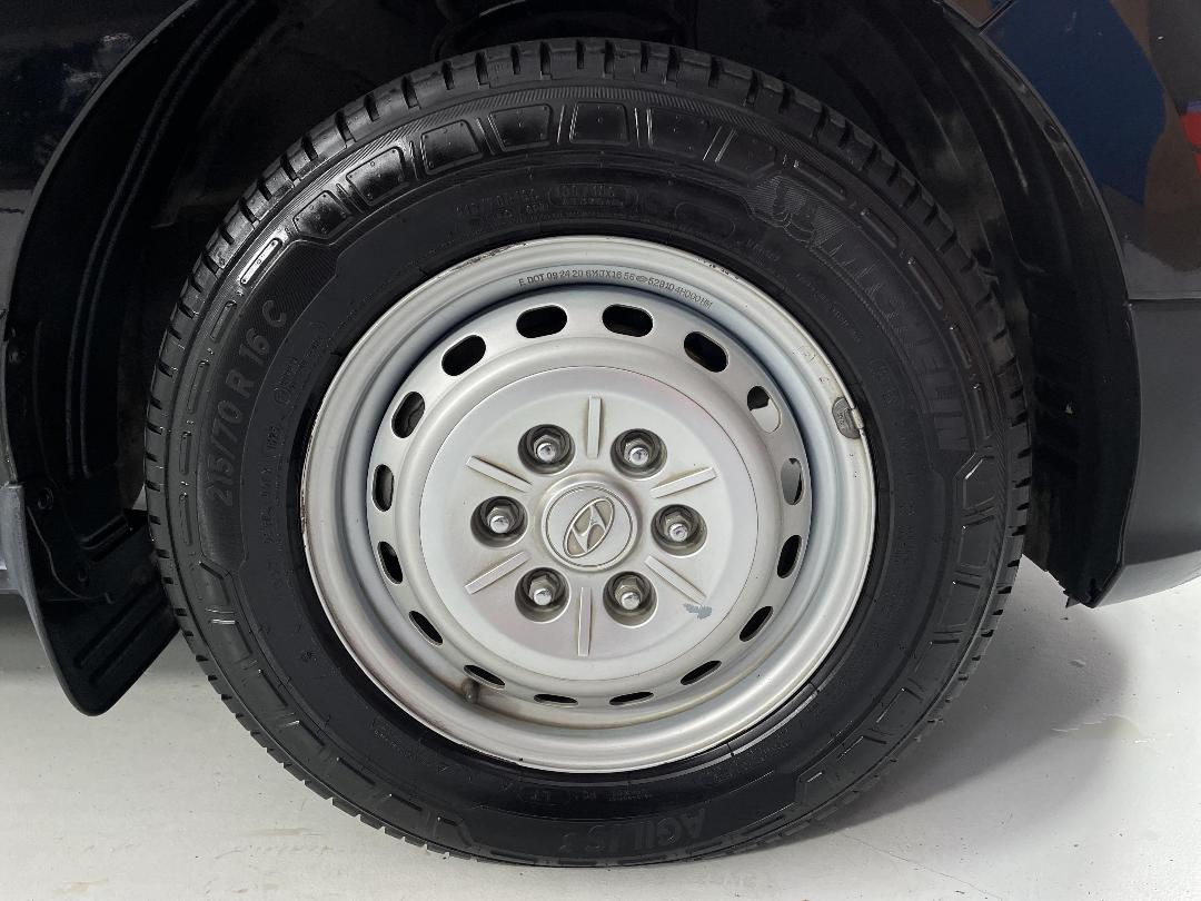 Photo '9' of Hyundai Iload Photo '9' of Hyundai Iload