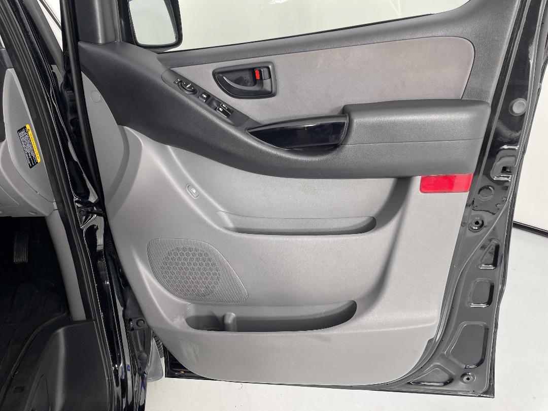 Photo '15' of Hyundai Iload Photo '15' of Hyundai Iload