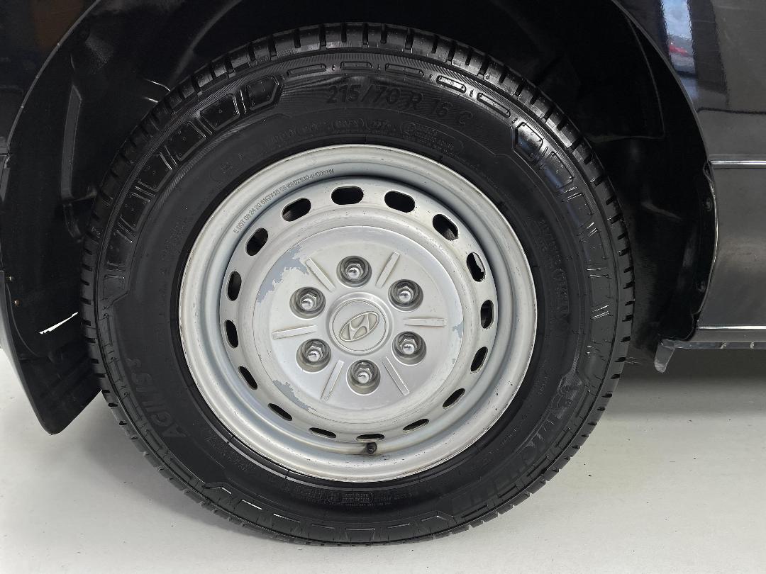 Photo '12' of Hyundai Iload Photo '12' of Hyundai Iload