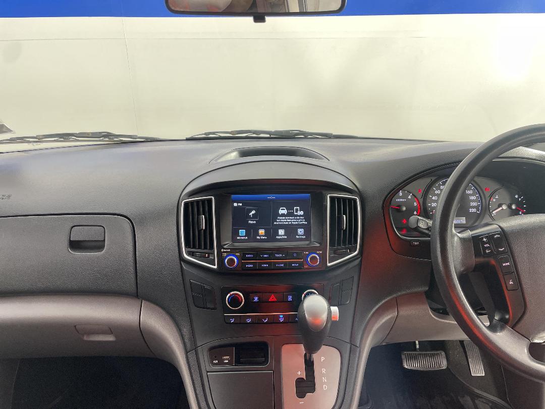 Photo '17' of Hyundai Iload Photo '17' of Hyundai Iload