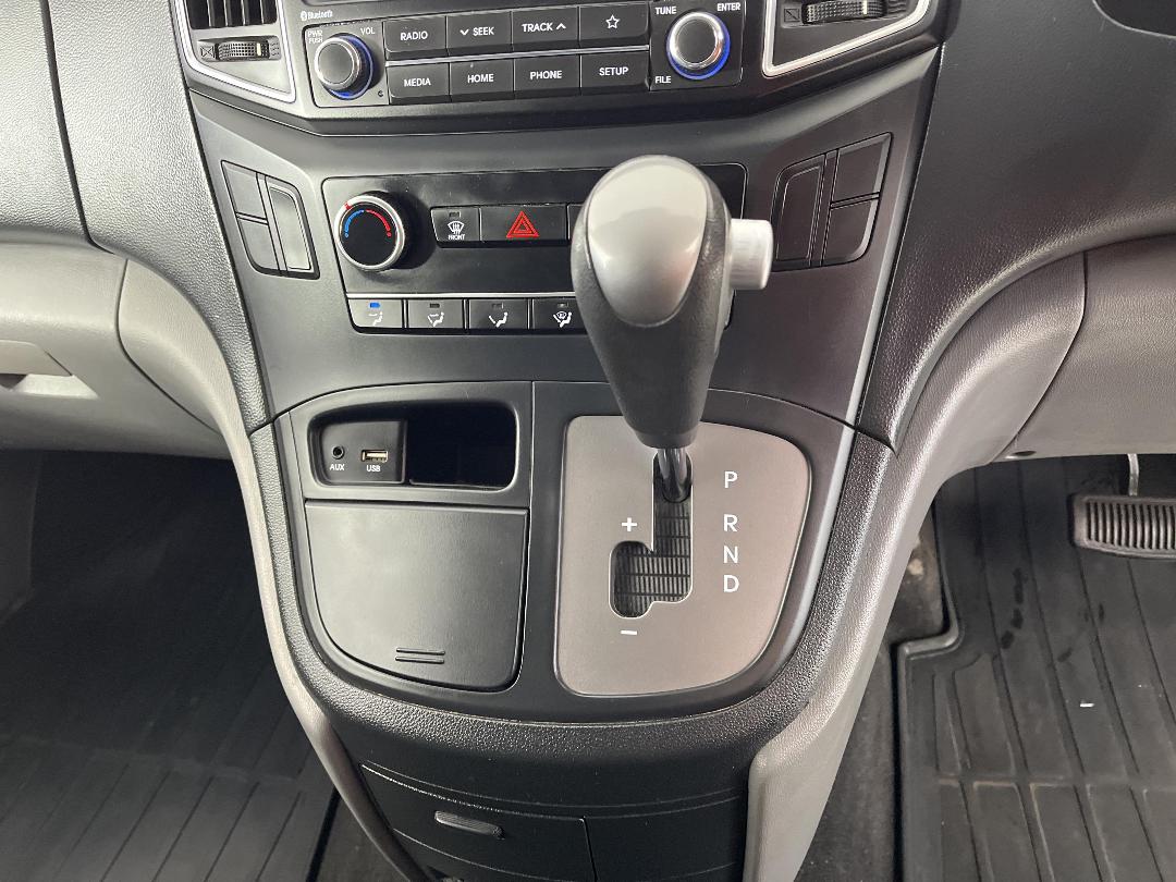 Photo '18' of Hyundai Iload