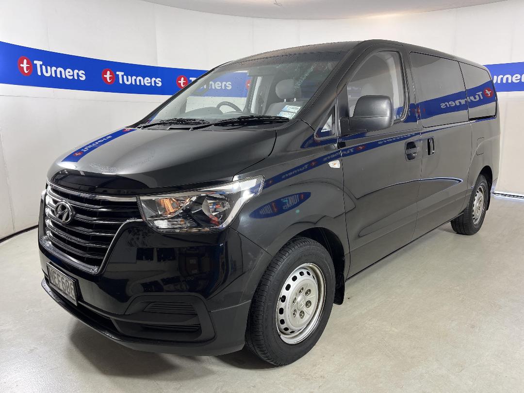 Photo '4' of Hyundai Iload Photo '4' of Hyundai Iload