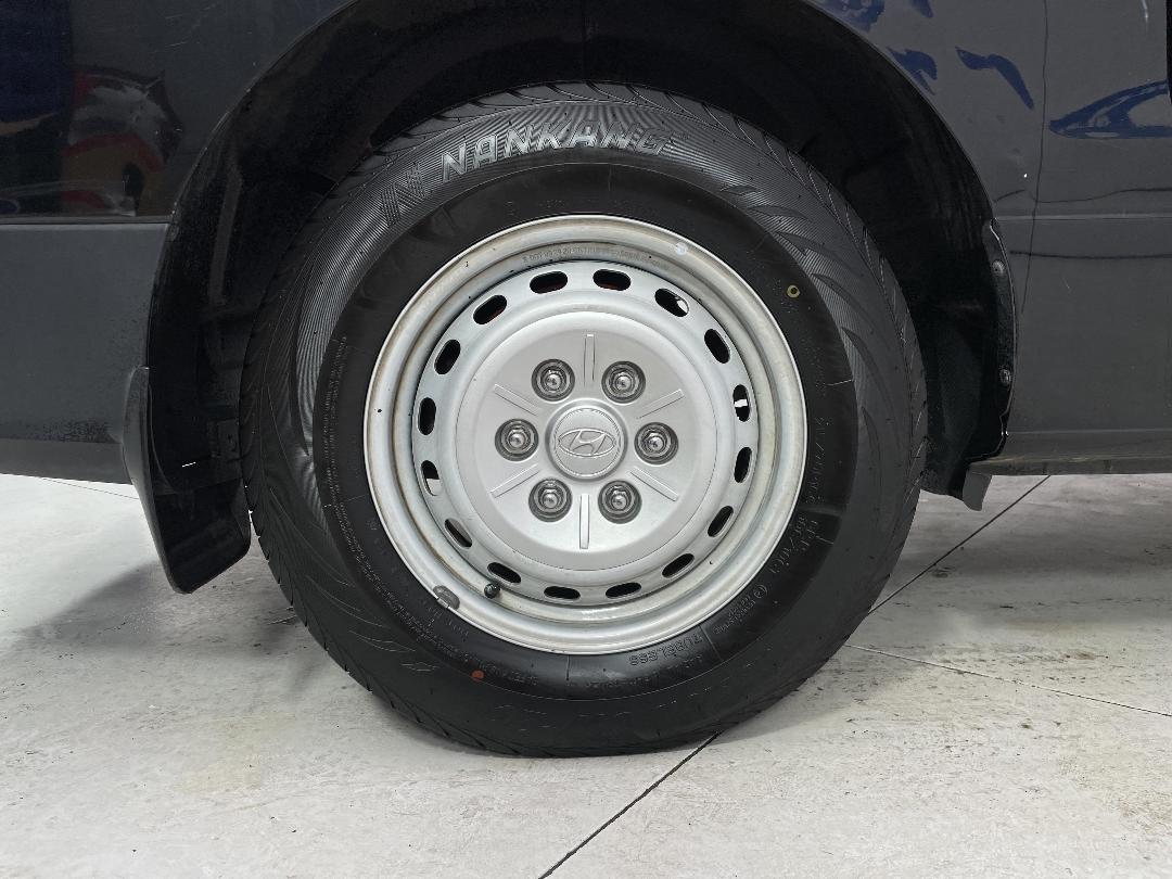 Photo '12' of Hyundai Iload Photo '12' of Hyundai Iload