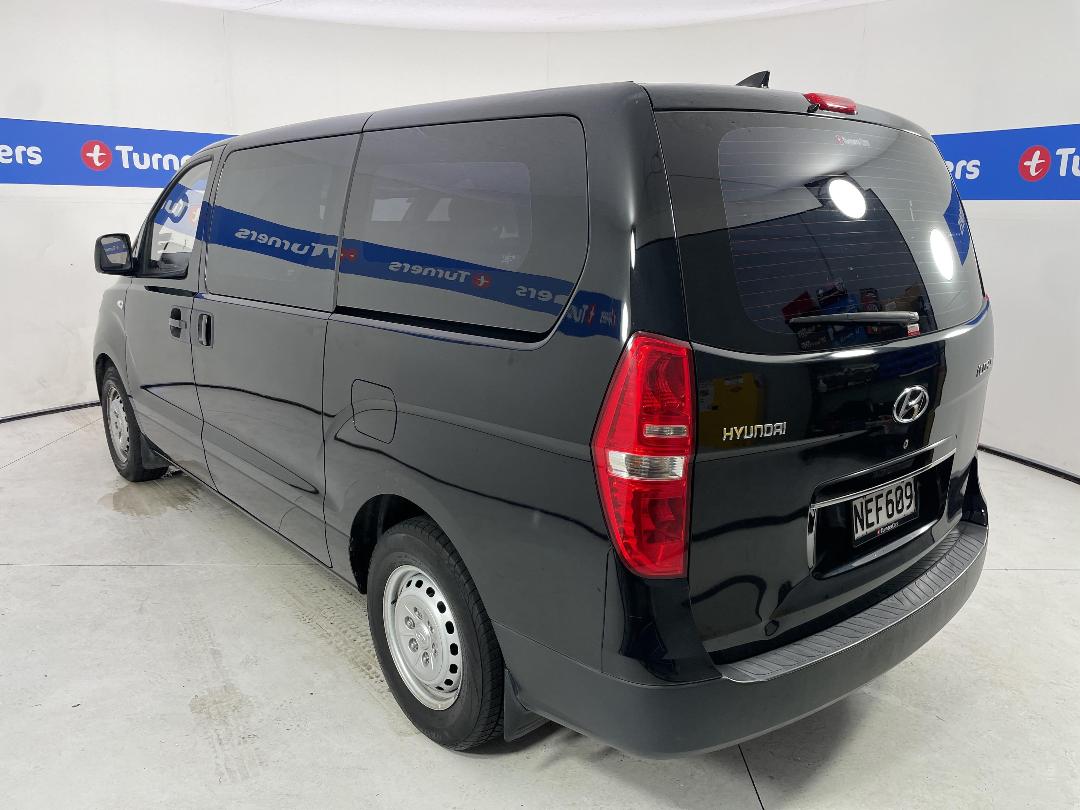 Photo '5' of Hyundai Iload Photo '5' of Hyundai Iload