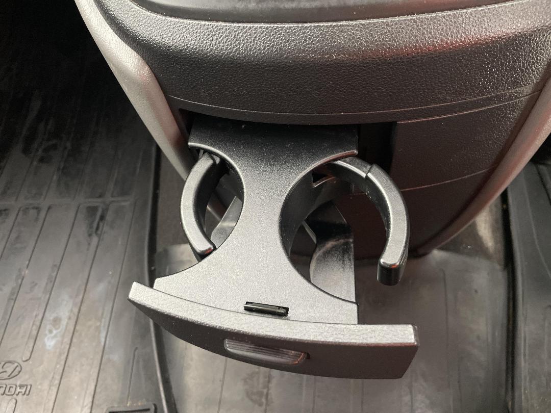 Photo '24' of Hyundai Iload Photo '24' of Hyundai Iload